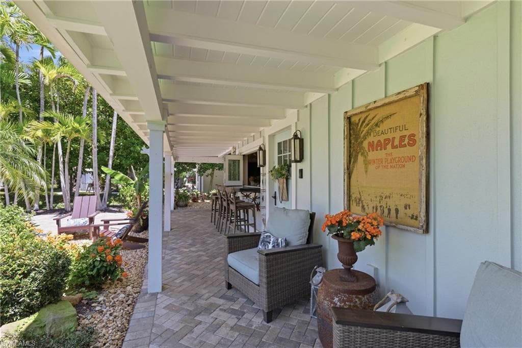 840 Myrtle TER-43