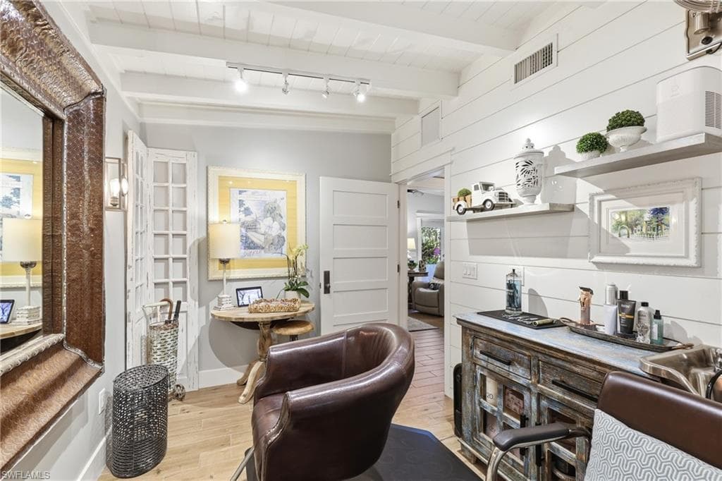 840 Myrtle TER-3