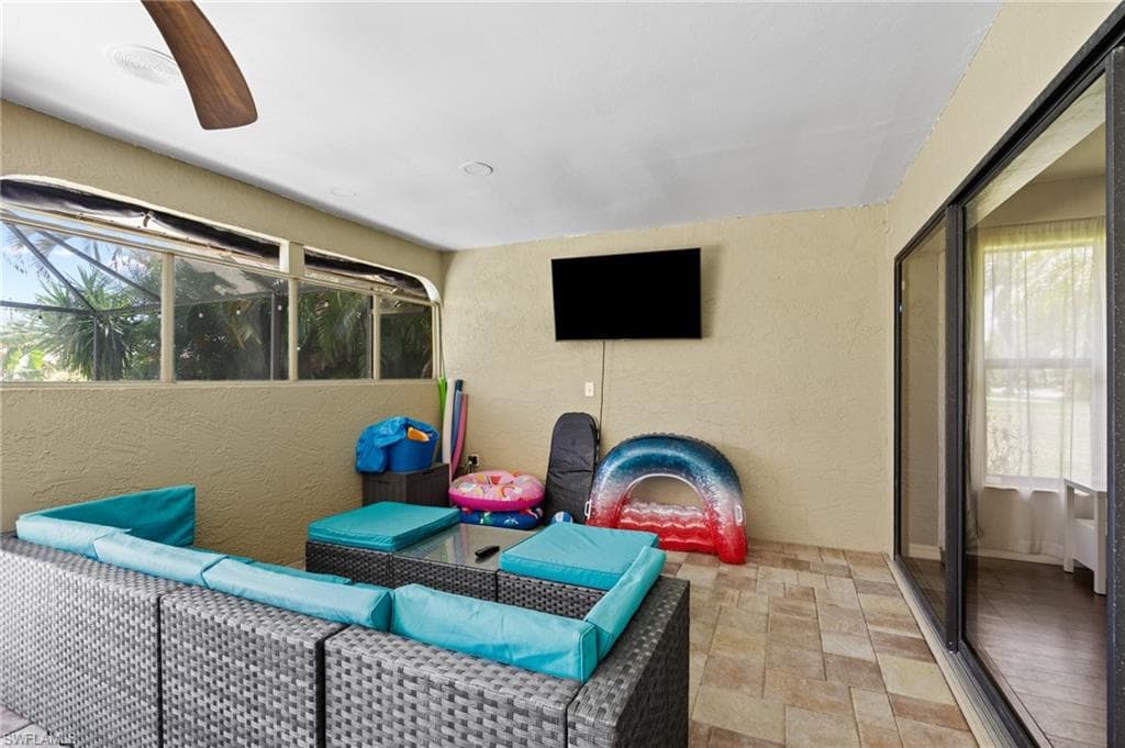 1906 Everest PKWY-27