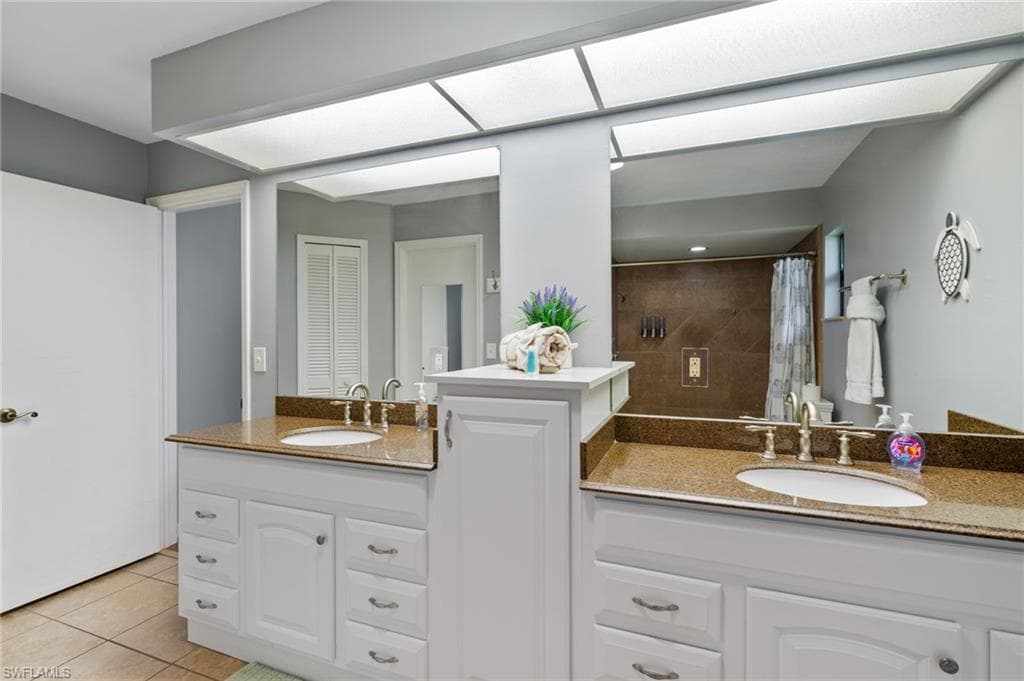 1906 Everest PKWY-18