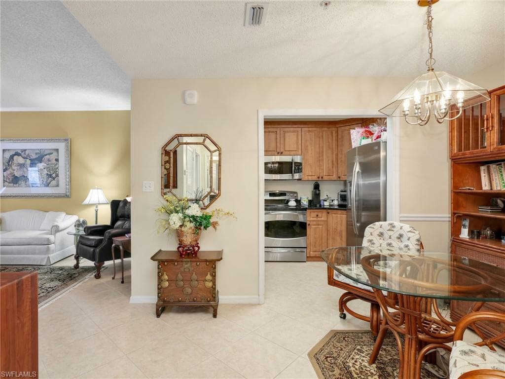 900 Arbor Lake DR 9-103-4