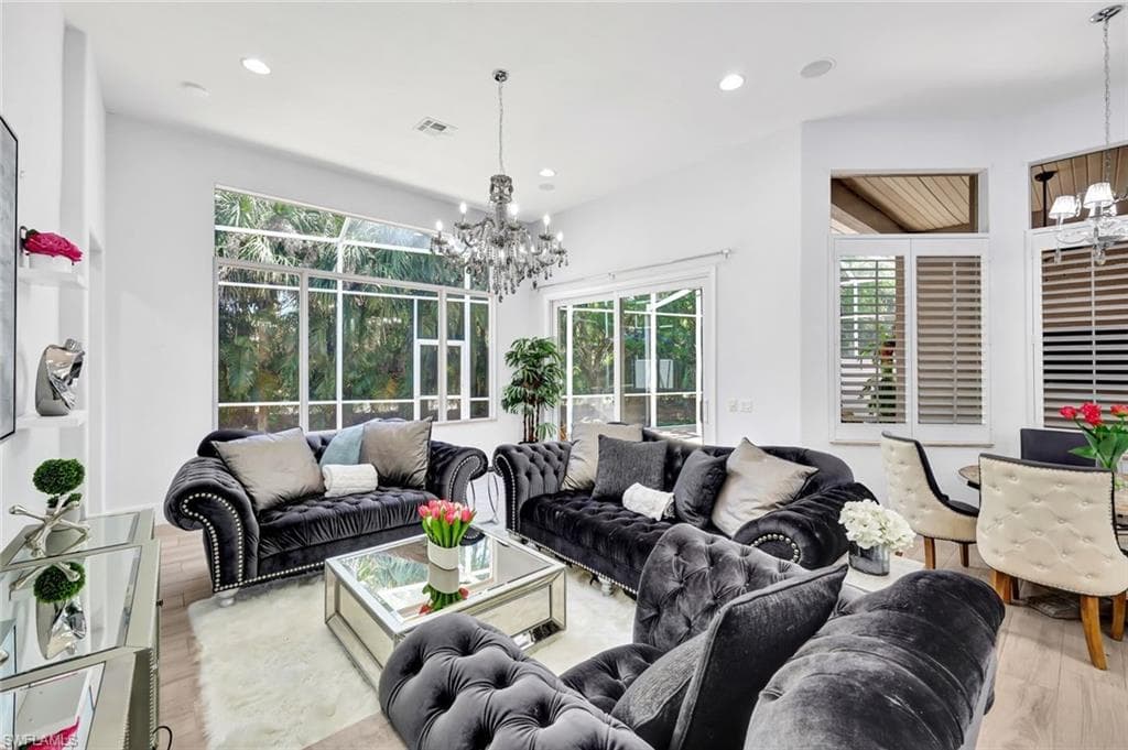 8910 Paseo De Valencia ST-5