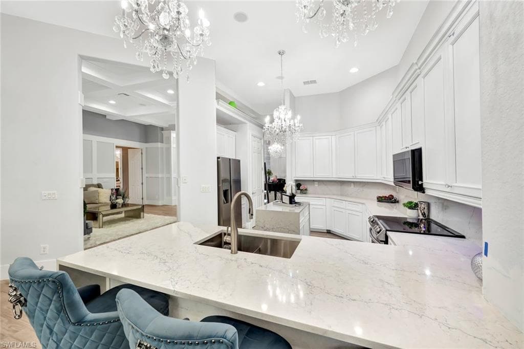 8910 Paseo De Valencia ST-15