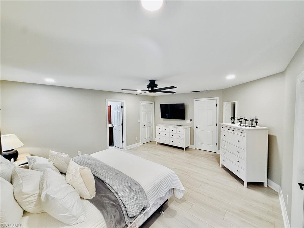 552 97th AVE N-22