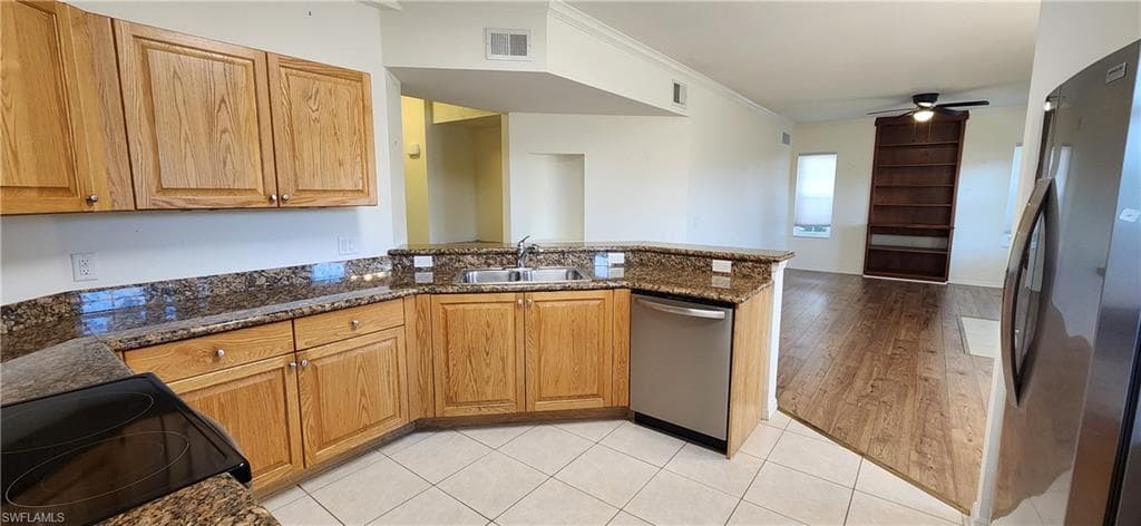 1794 Concordia Lake CIR 2603-5