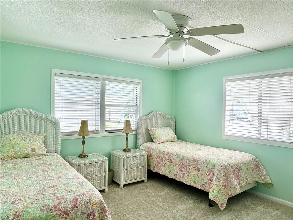 22 Turquoise AVE 22T-26
