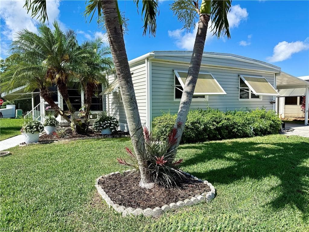 22 Turquoise AVE 22T-1