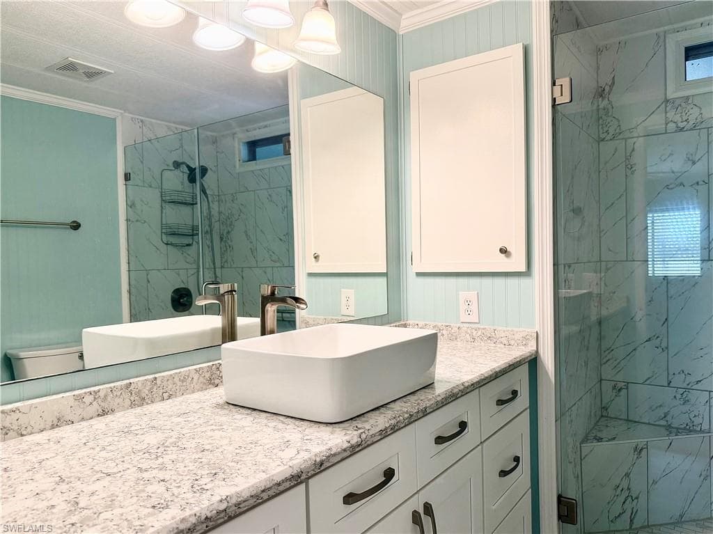 22 Turquoise AVE 22T-31