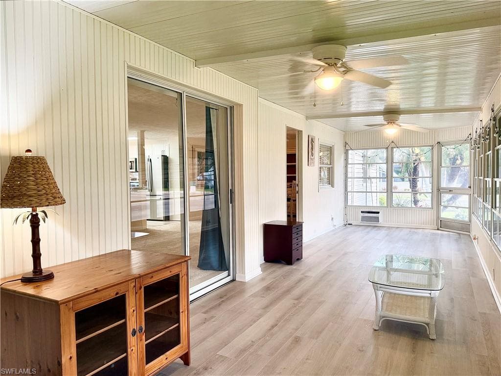 22 Turquoise AVE 22T-19
