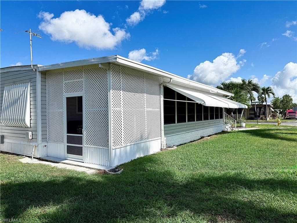22 Turquoise AVE 22T-3