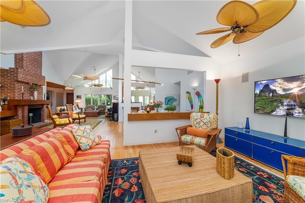 883 Galleon DR-11