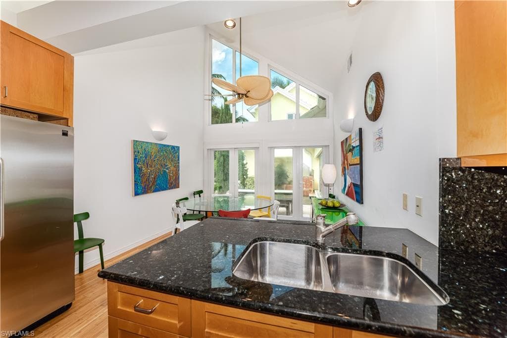 883 Galleon DR-6