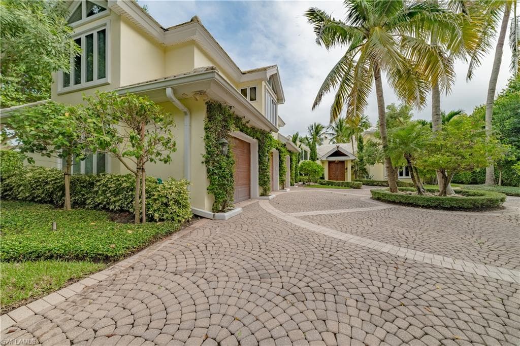 883 Galleon DR-2
