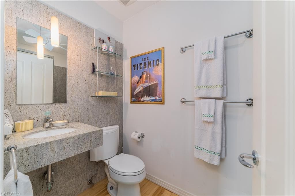 883 Galleon DR-19
