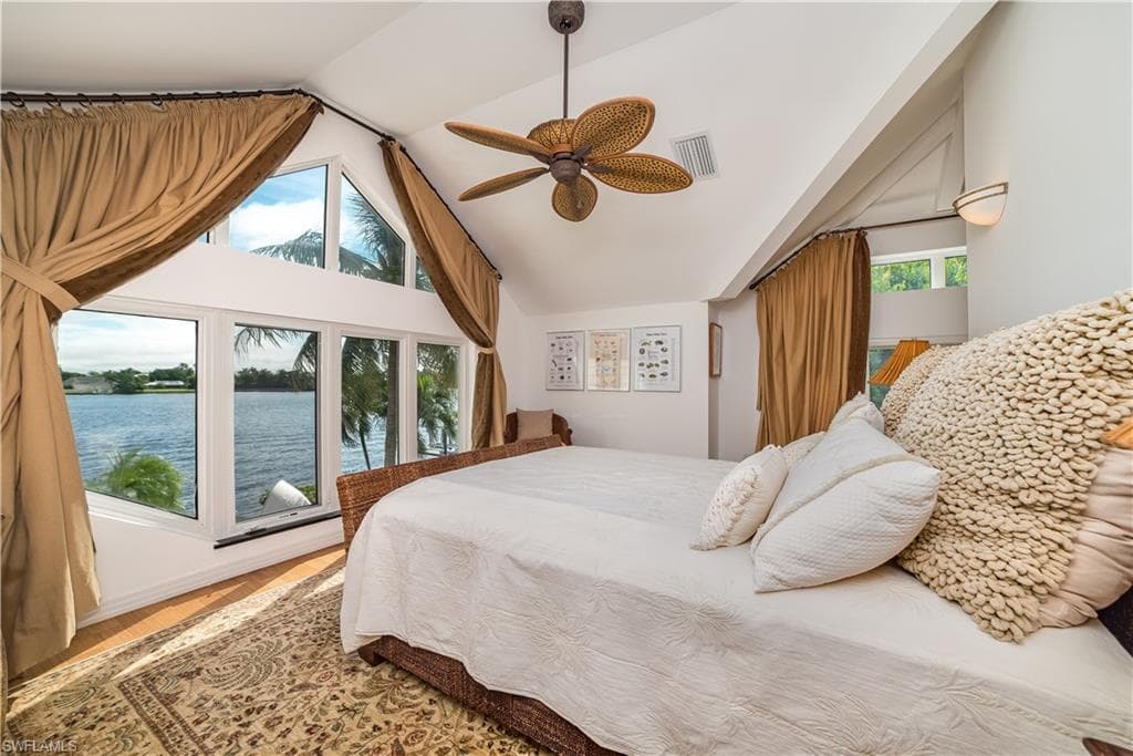 883 Galleon DR-18