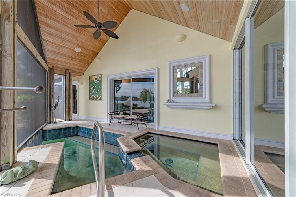 883 Galleon DR-38