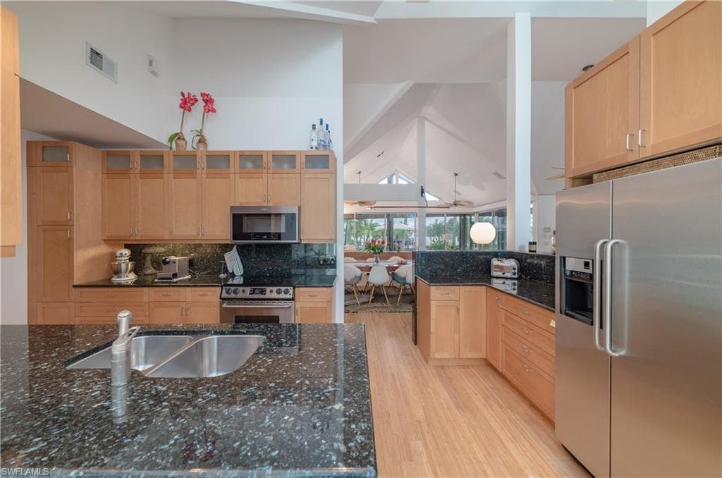 883 Galleon DR-7