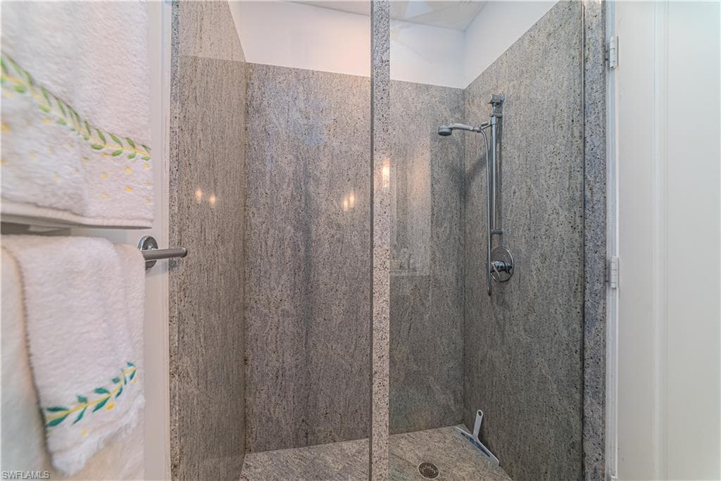 883 Galleon DR-20