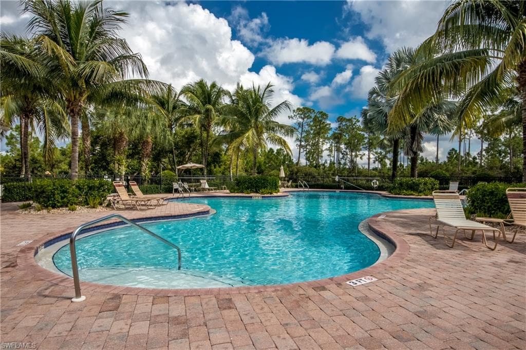 3613 Valle Santa CIR-39