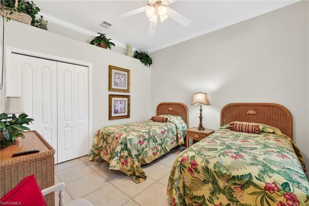 9550 Cedar Creek DR-18
