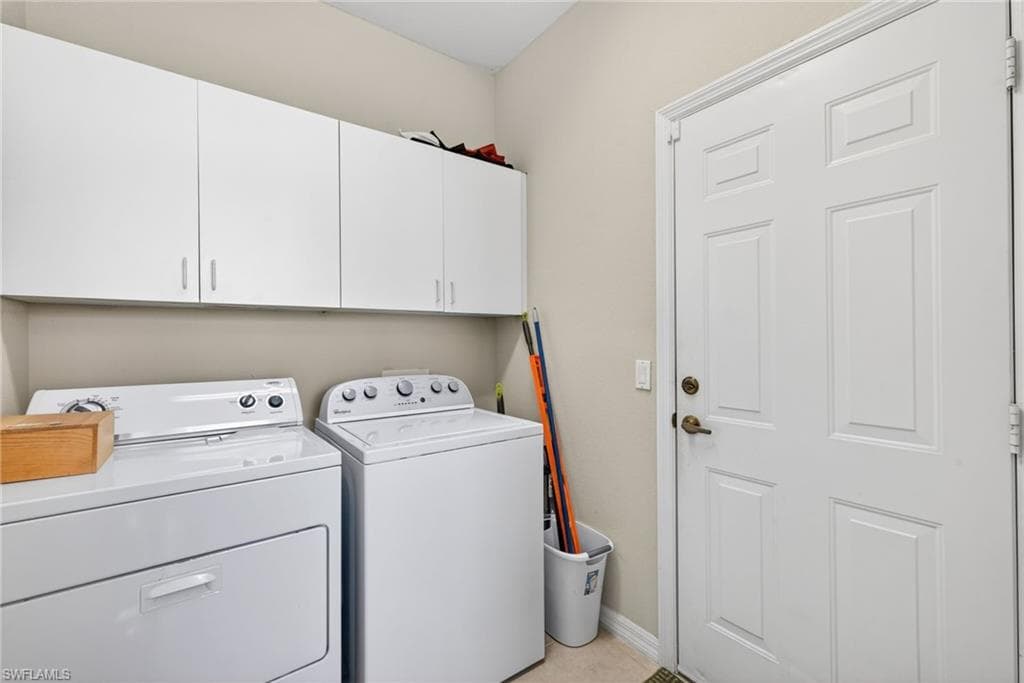1789 Winding Oaks WAY-29