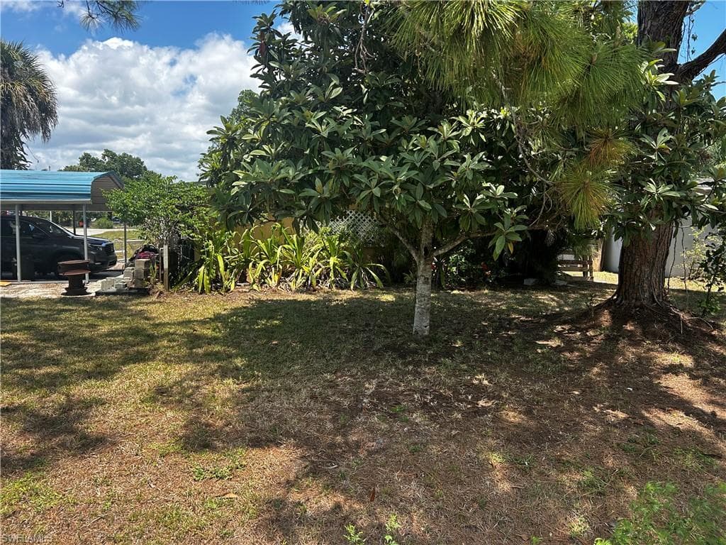 376 Kingston DR E-19
