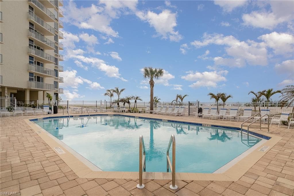 7360 Estero BLVD 1001-16