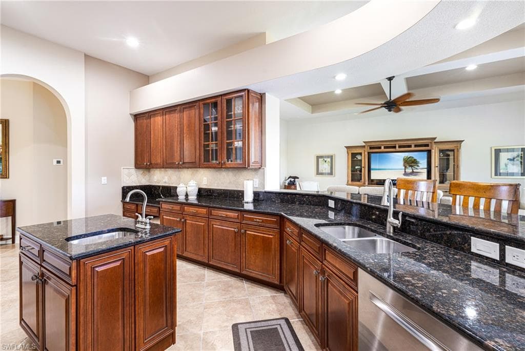 5710 Whispering Willow WAY-10
