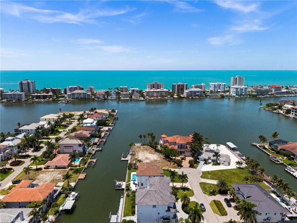 388 Pine AVE-4