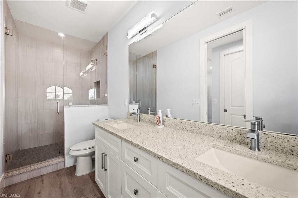 388 Pine AVE-28