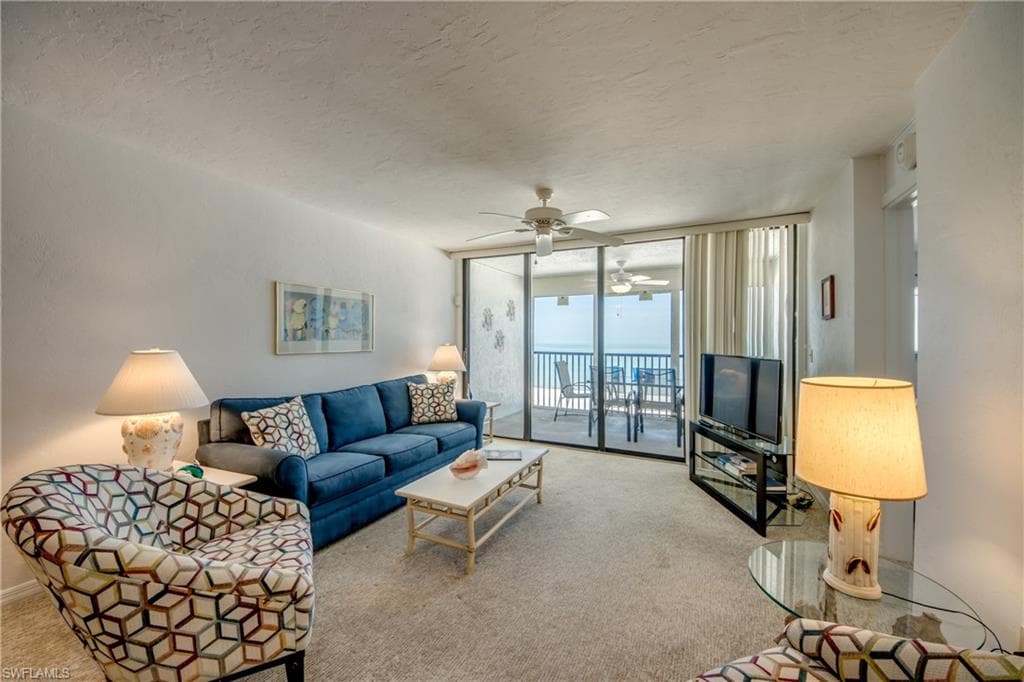 6400 Estero BLVD 1101-2