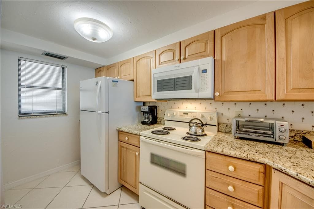 6400 Estero BLVD 1101-13