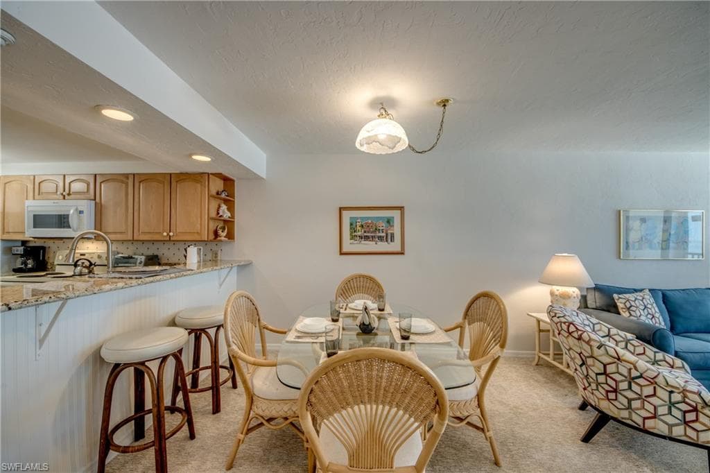 6400 Estero BLVD 1101-17