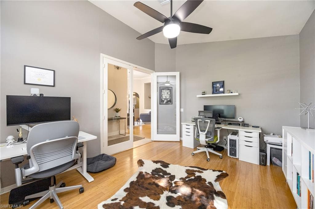 382 Burnt Pine DR-11