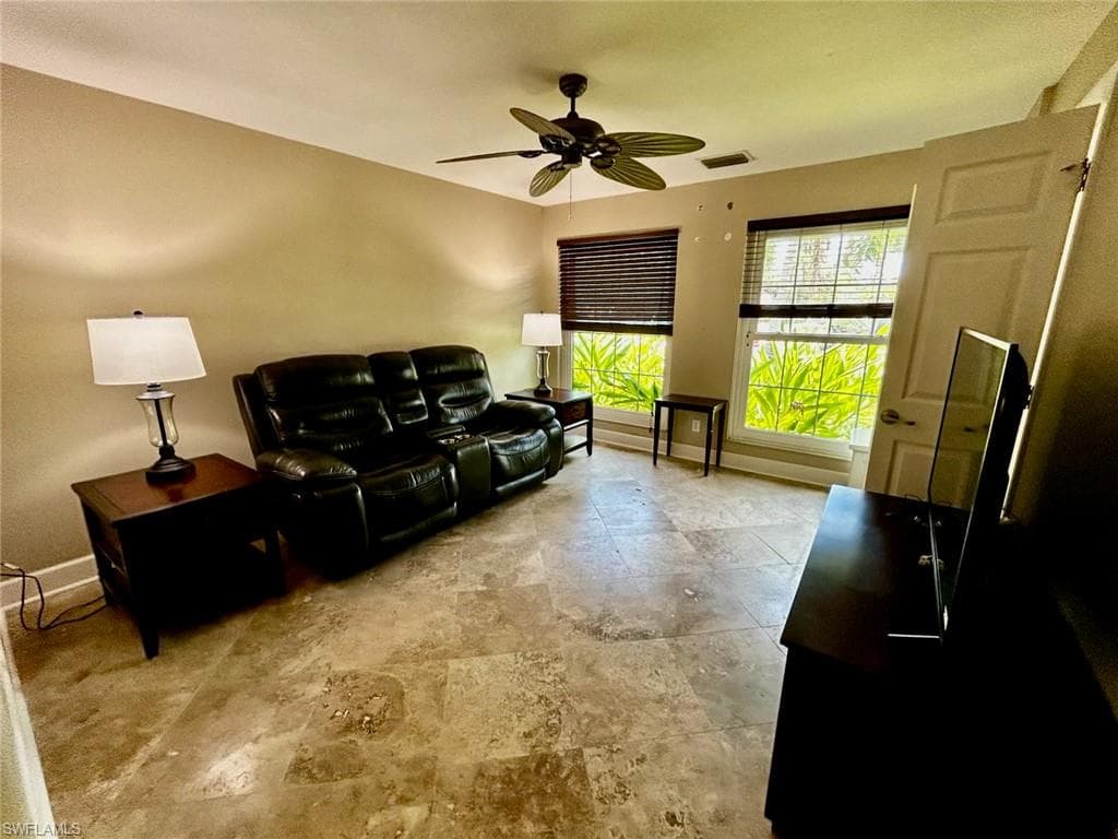 12501 Barrington CT-5