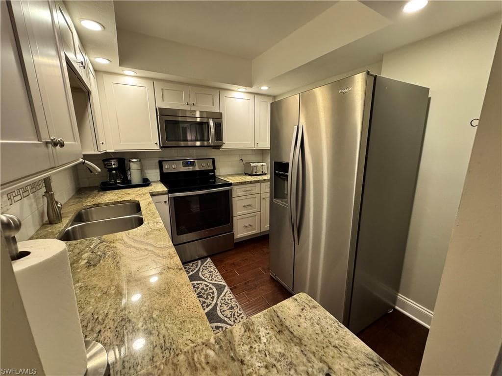 3490 N Key DR 203-22