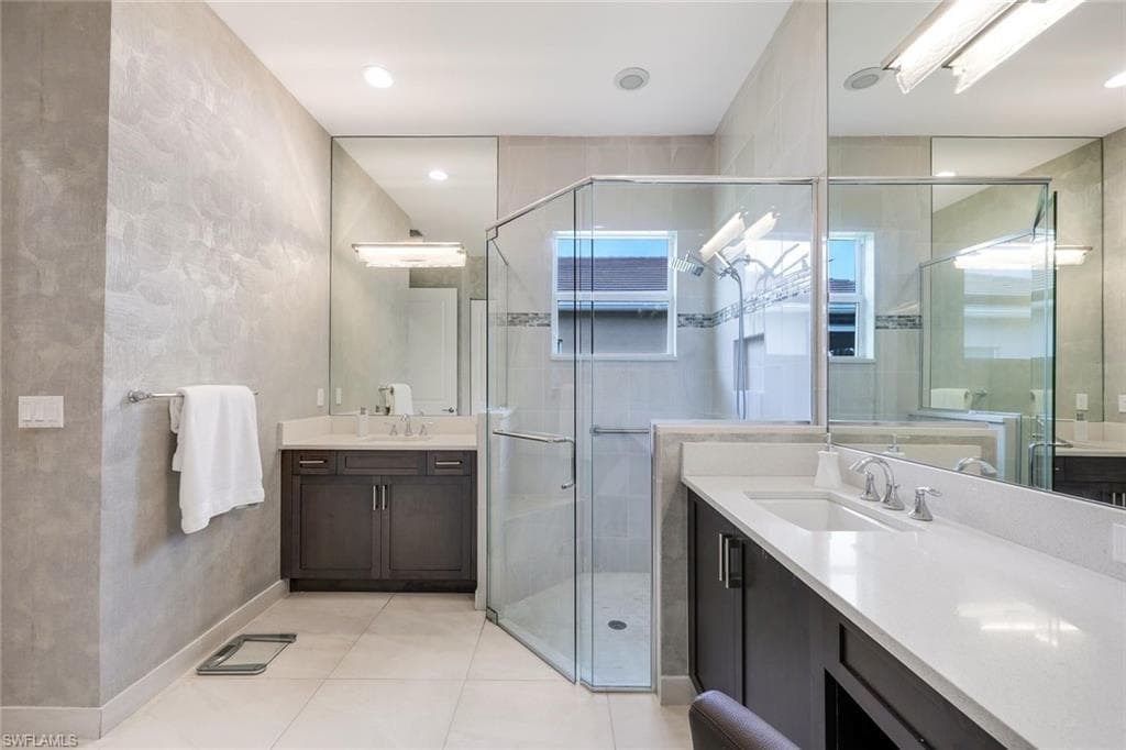 28393 Turin CT-12