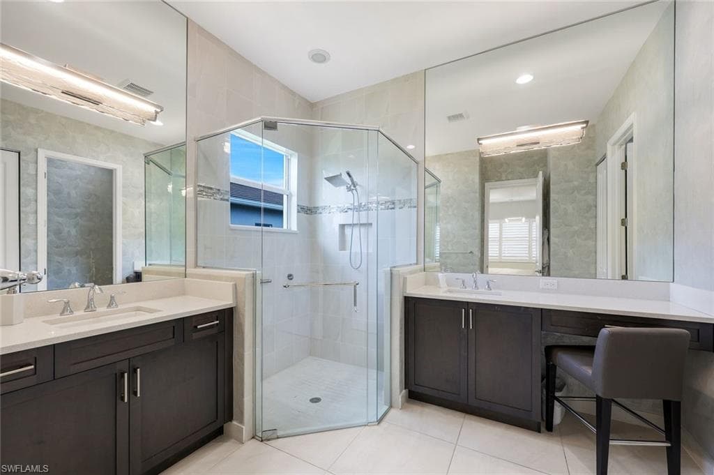28393 Turin CT-11