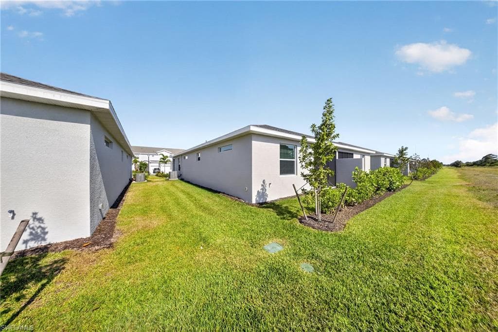 20559 Hazelnut CT S-21