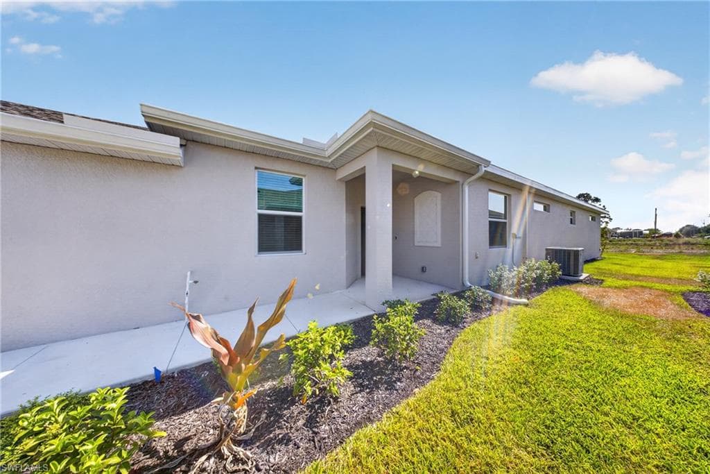 20559 Hazelnut CT S-2