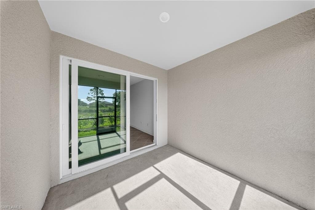 20559 Hazelnut CT S-19
