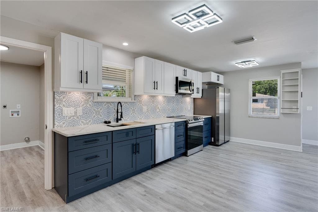 4855 West DR-6