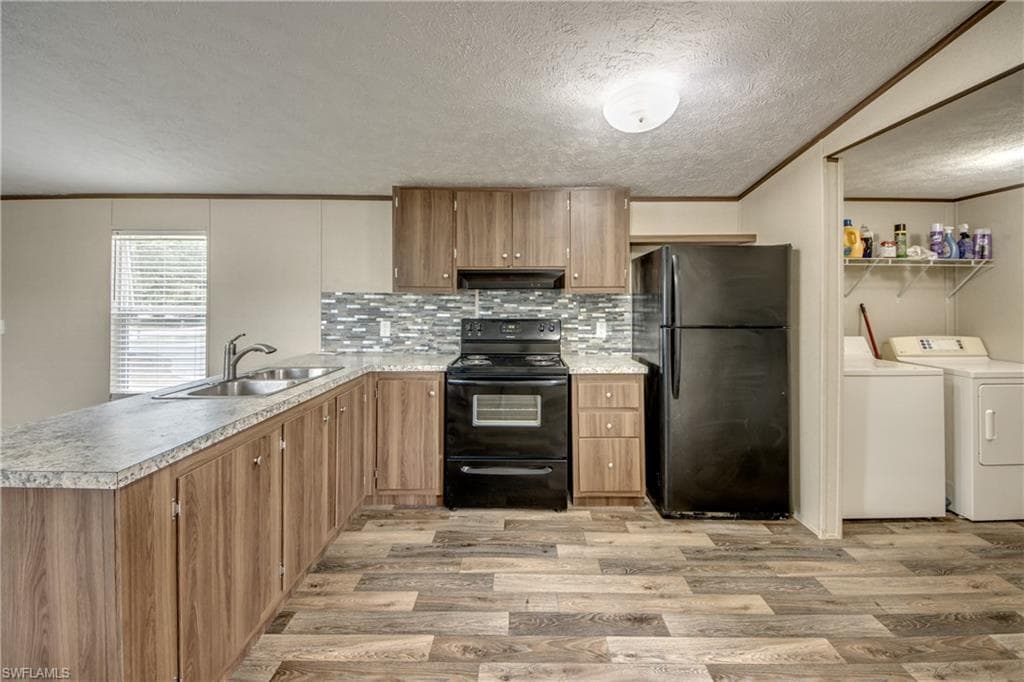 352 Sacramento ST-11