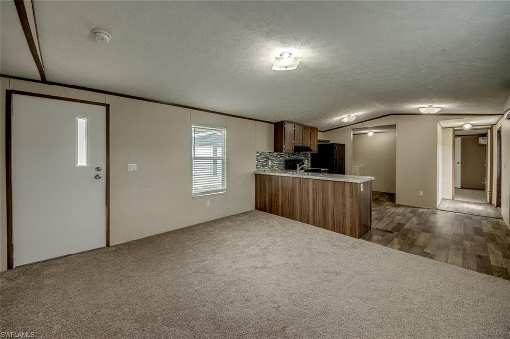 352 Sacramento ST-6