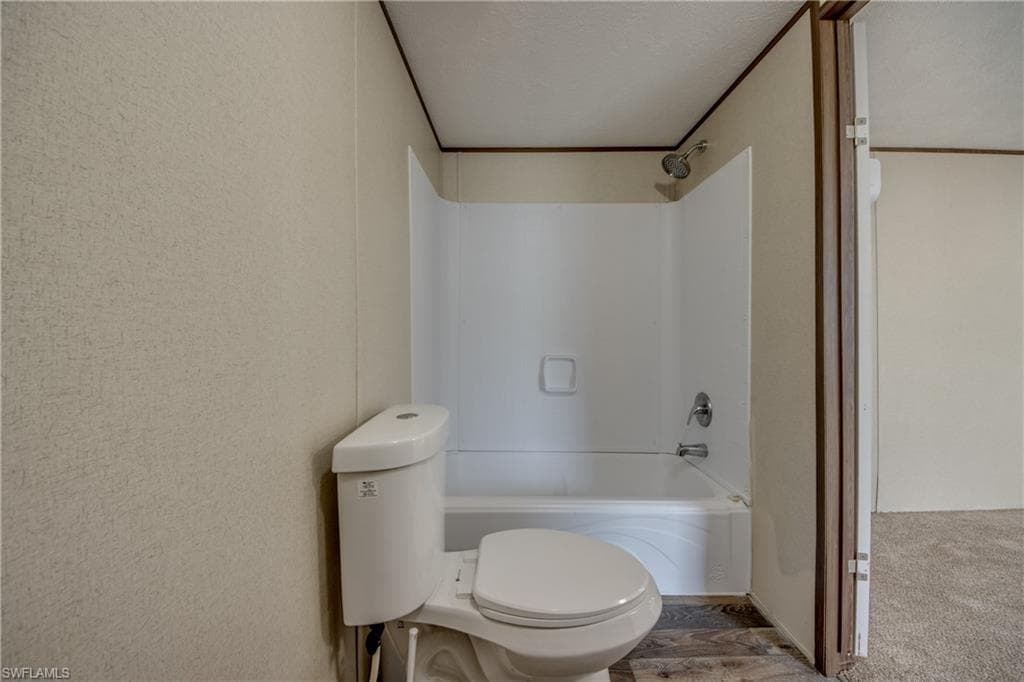 352 Sacramento ST-27