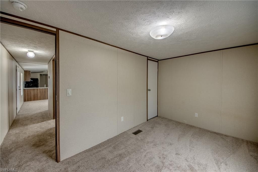 352 Sacramento ST-28