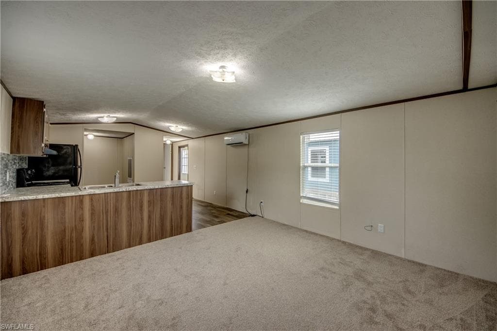 352 Sacramento ST-7
