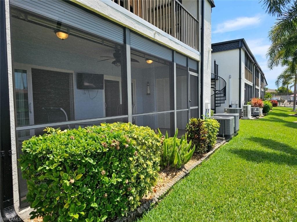 4722 SE 1st PL 5-9