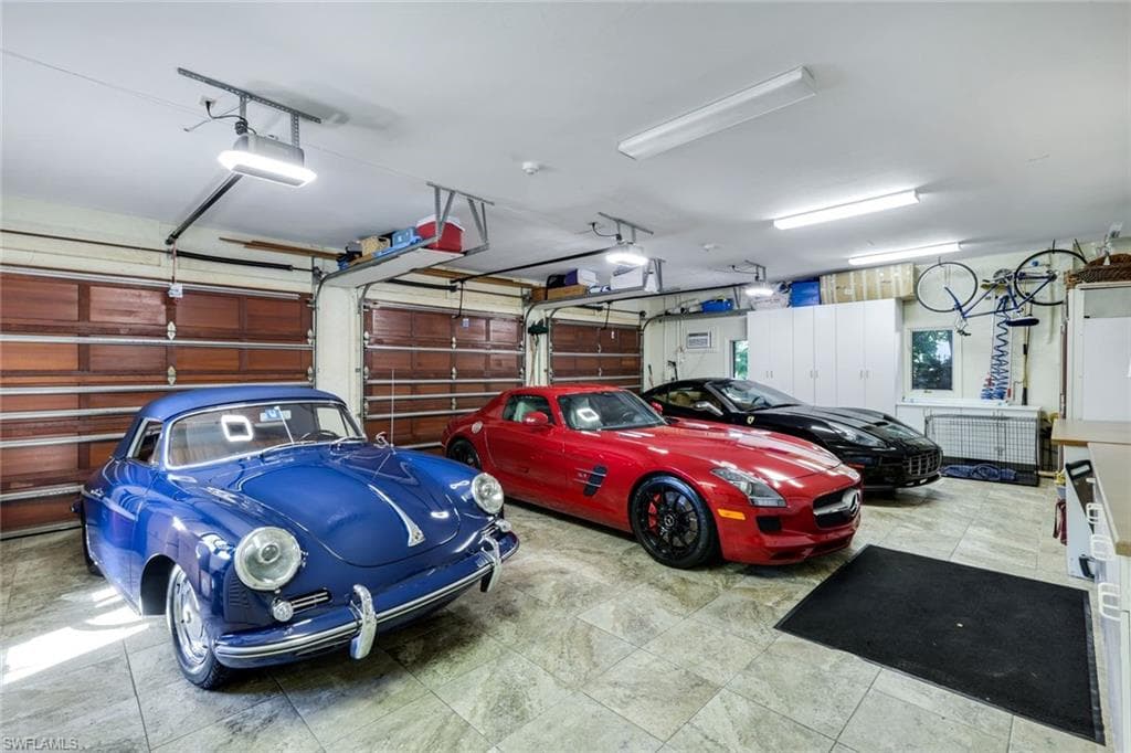 1451 Caxambas CT-25