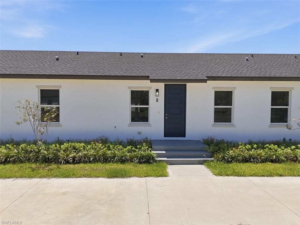 195 Rotonda BLVD W A,B,C-2